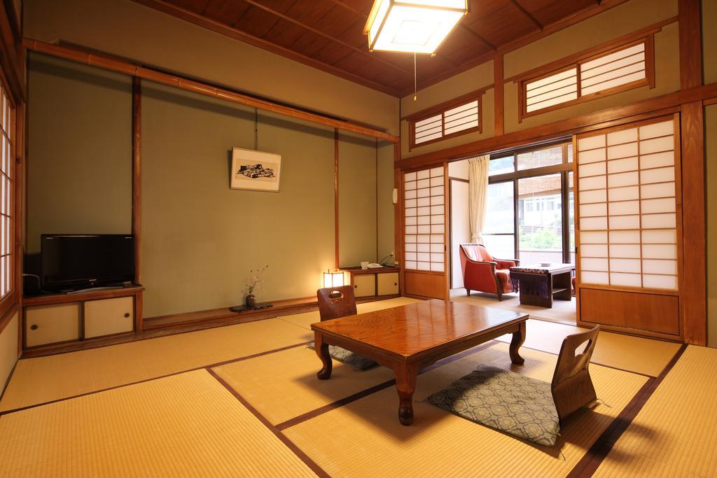 يوفو Shimizu Ryokan المظهر الخارجي الصورة